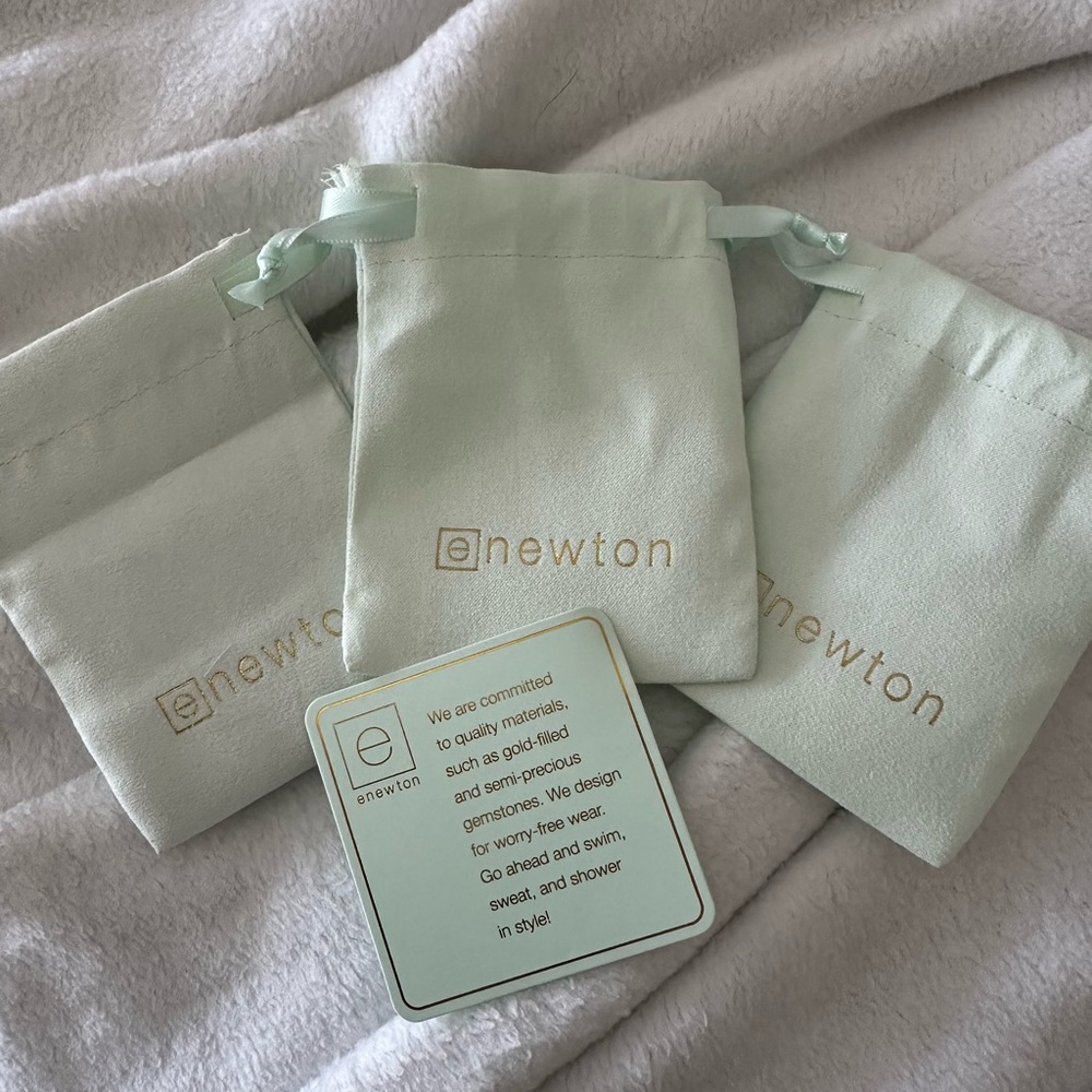 eNewton Drawstring Pouches